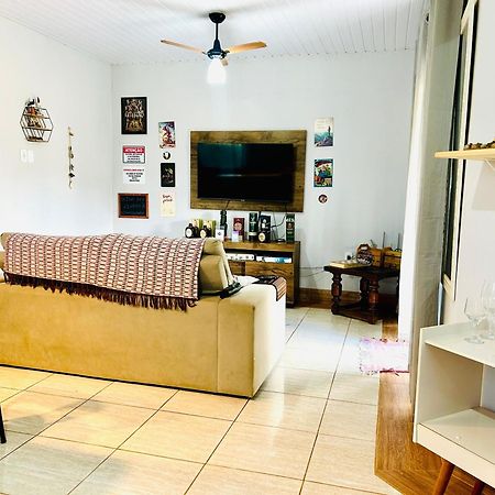 Casa Com Spa De Hidro, Aquecedor E Cromoterapia A 1,0 Km Do Centro Chapada dos Guimarães Exteriör bild