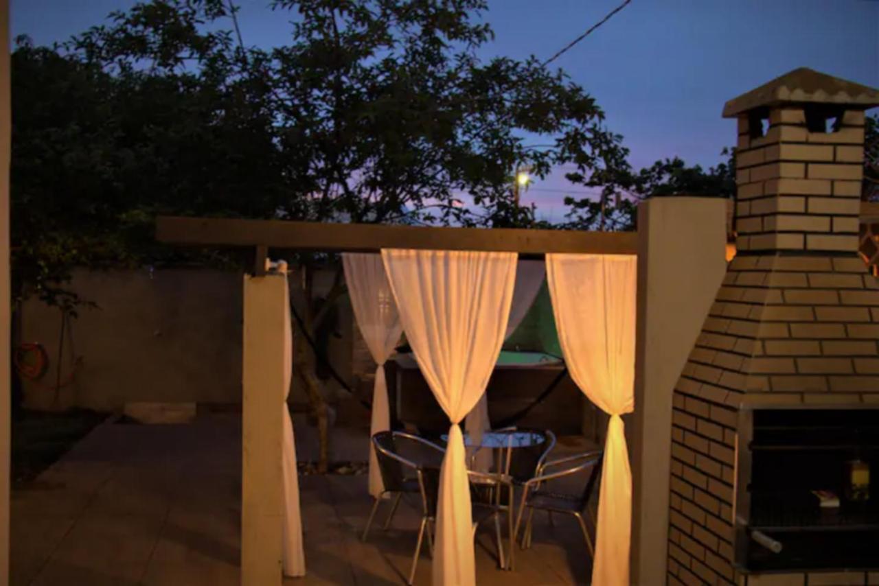 Casa Com Spa De Hidro, Aquecedor E Cromoterapia A 1,0 Km Do Centro Chapada dos Guimarães Exteriör bild