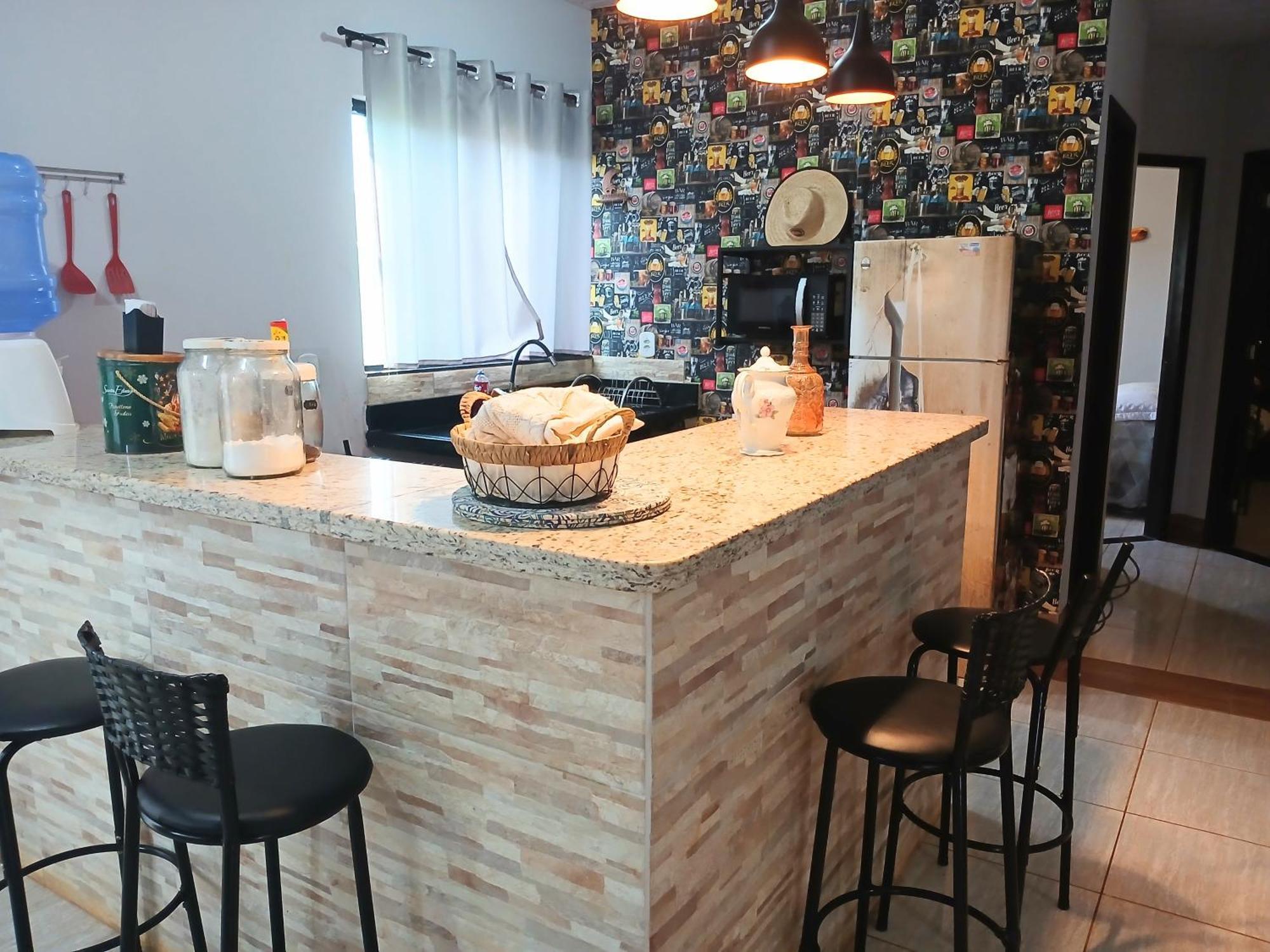 Casa Com Spa De Hidro, Aquecedor E Cromoterapia A 1,0 Km Do Centro Chapada dos Guimarães Exteriör bild