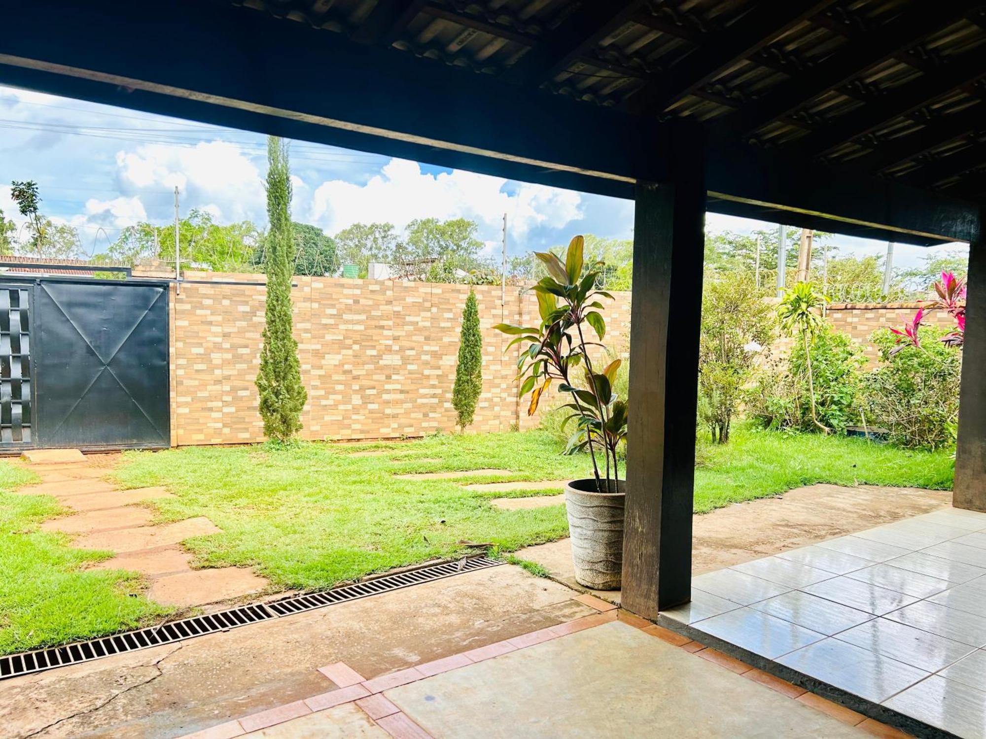 Casa Com Spa De Hidro, Aquecedor E Cromoterapia A 1,0 Km Do Centro Chapada dos Guimarães Exteriör bild